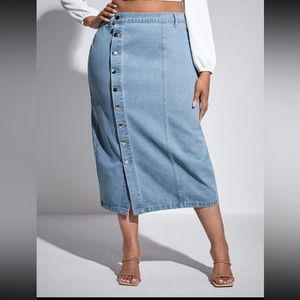 SHEIN SXY Plus Button Front Denim Skirt